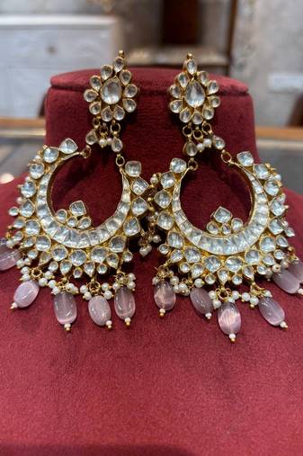 Gold alloy tanvi kundan chandbali