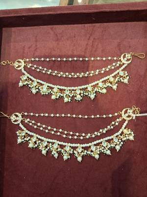 Gold alloy kundan earchain1 1