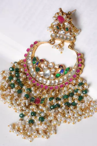 Gold alloy laksheta kundan chandbali