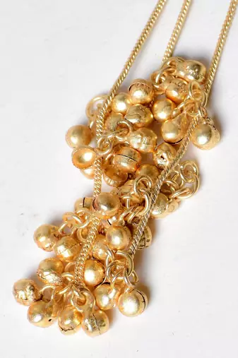 Gold alloy inayata fusion earrings  emerald