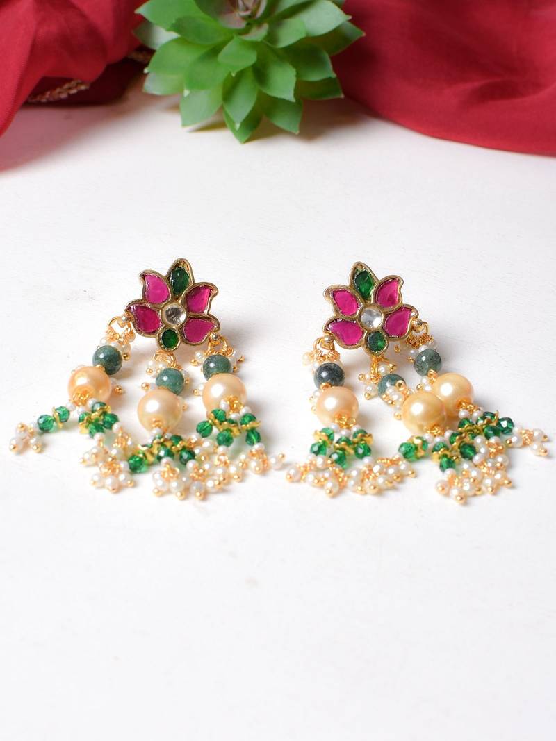 Gold alloy ishaana kundan earrings