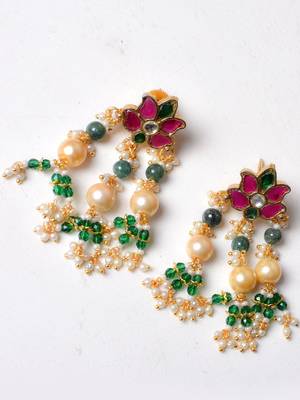 Gold alloy ishaana kundan earrings 3
