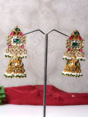 Gold alloy drishani kundan jhumka earrings 1