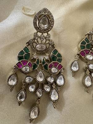Gold alloy vama polki earrings 4