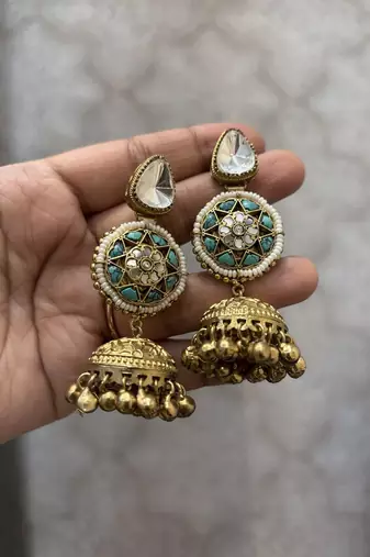 Gold alloy varali fusion earrings