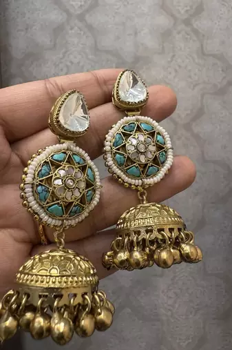 Gold alloy varali fusion earrings