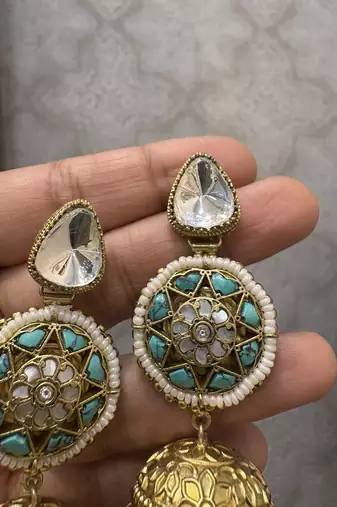 Gold alloy varali fusion earrings