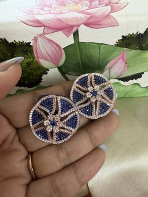 Gold alloy isla stud earrings  blue sapphire 2