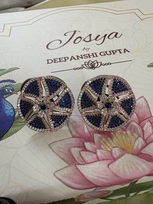 Gold alloy isla stud earrings  blue sapphire 4