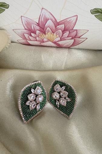 Gold alloy amelia stud earrings  emerald