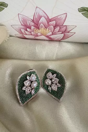 Gold alloy amelia stud earrings  emerald