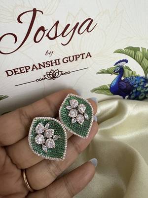Gold alloy amelia stud earrings  emerald 3