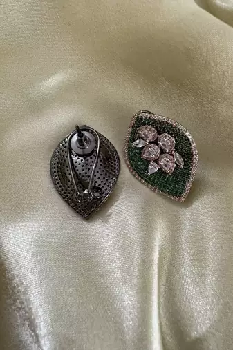 Gold alloy amelia stud earrings  emerald