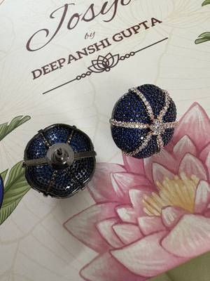 Gold alloy hazel stud earrings  blue sapphire 4