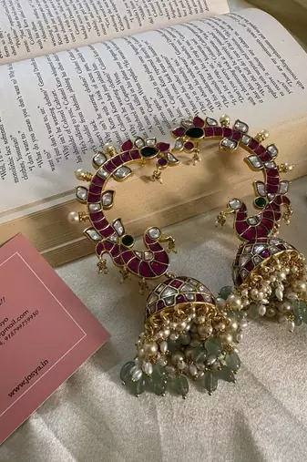 Gold alloy mayur kundan earcuffs