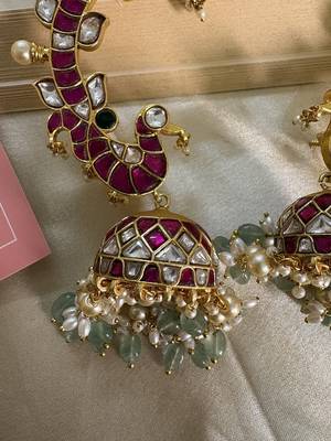 Gold alloy mayur kundan earcuffs 3