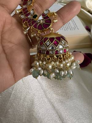 Gold alloy mayur kundan earcuffs 4