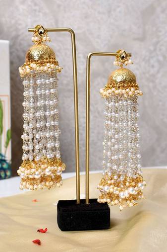 Gold alloy jiva oversized jhumka earrings
