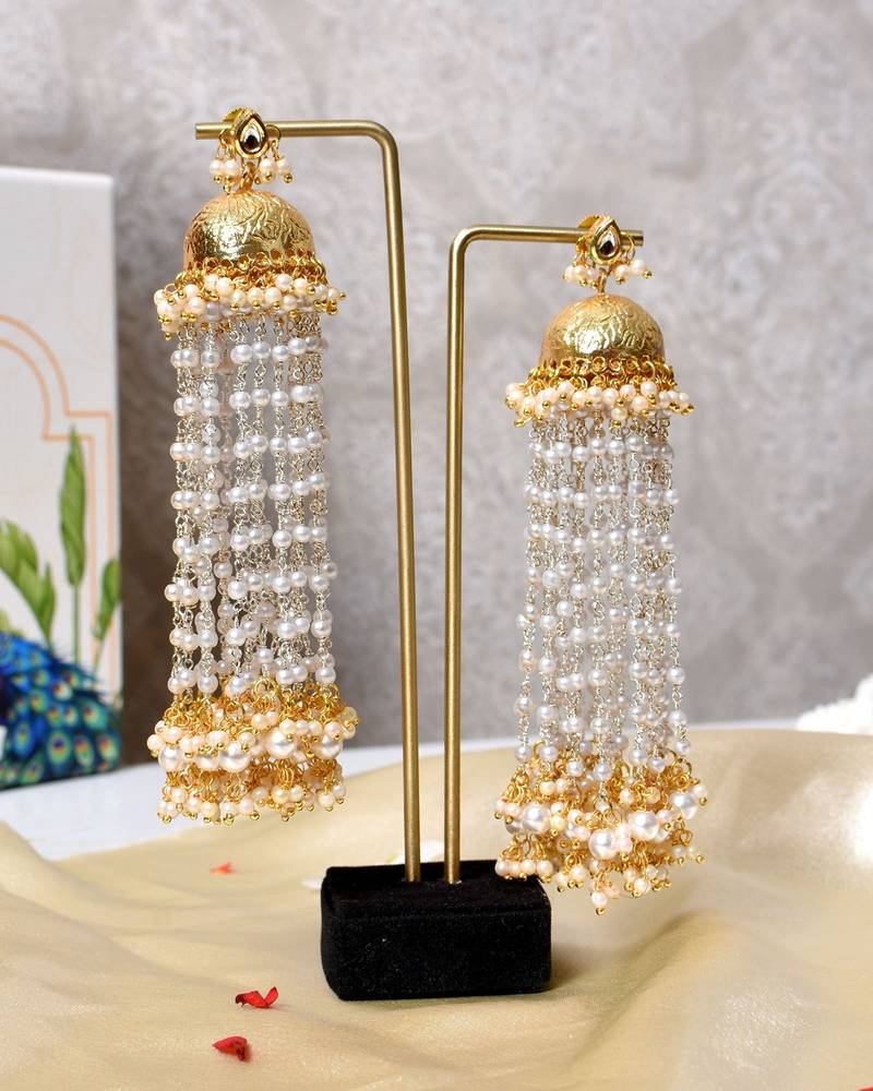 Gold alloy jiva oversized jhumka earrings
