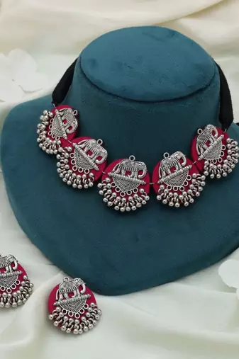 pink metallic silver plated necklace set