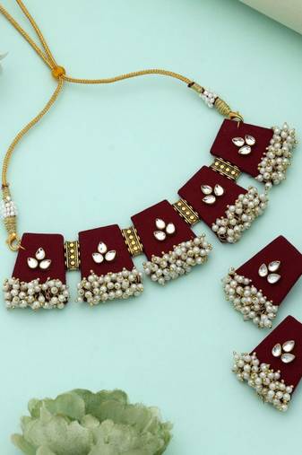 Maroon color choker handcraft necklace set