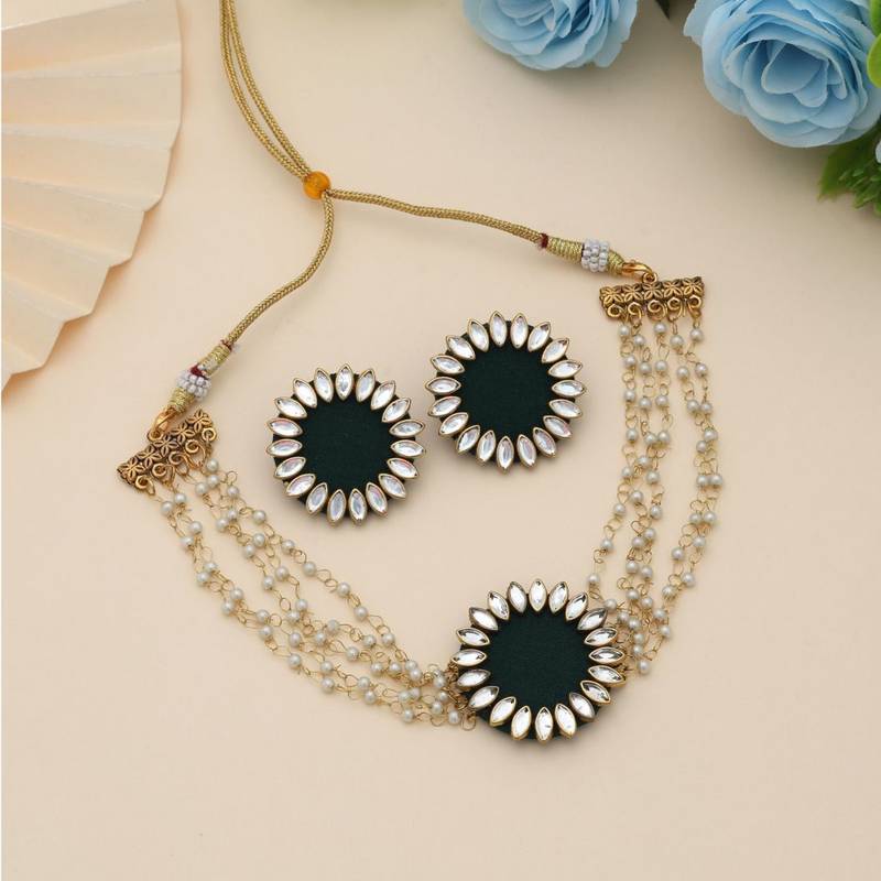 Green color choker handcraft necklace set