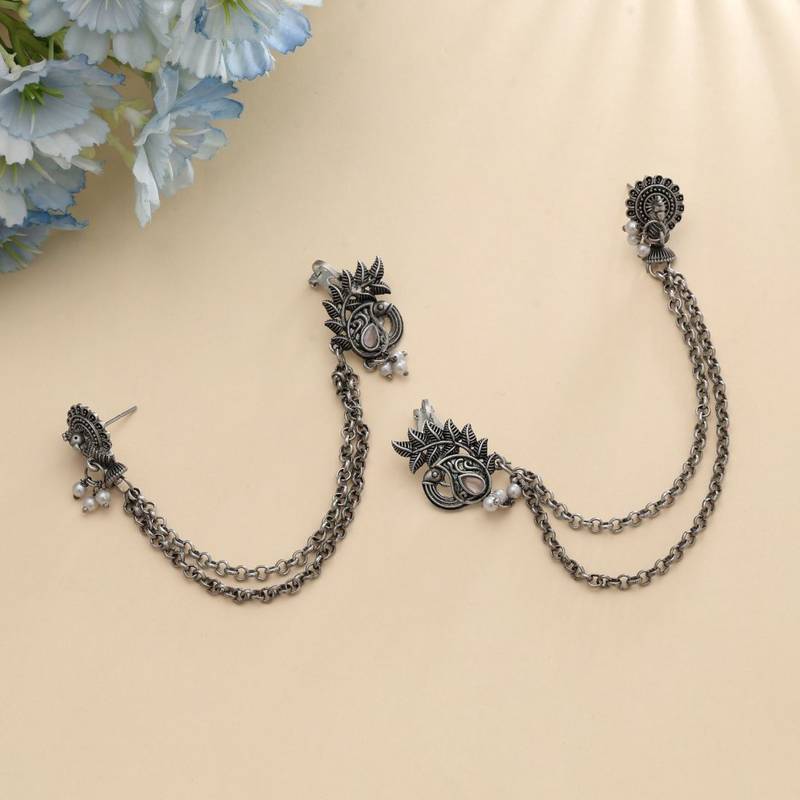 Light pink color oxidised ear cuff