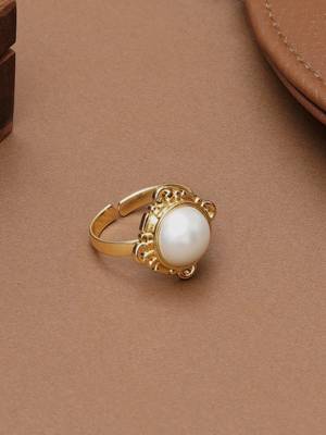 white brass ring with pearl halo floral work 3