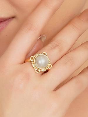 white brass ring with pearl halo floral work 4