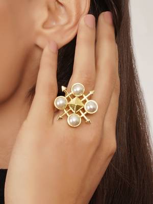 white brass ring with pearl geometric grid work 4
