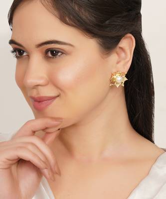 white brass earrings with pearl geometric grid work 2