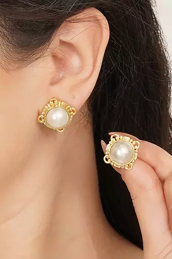 white brass studs with pearl frame design