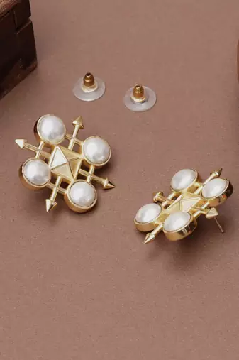 white brass earrings with pearl geometric work