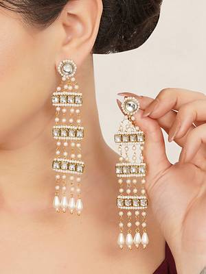 white alloy earrings with kundan pearl drop work 3