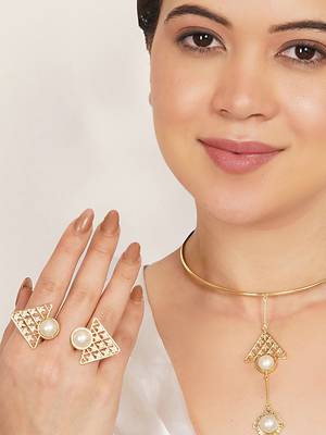 golden brass necklace set with pearl geometric design 5