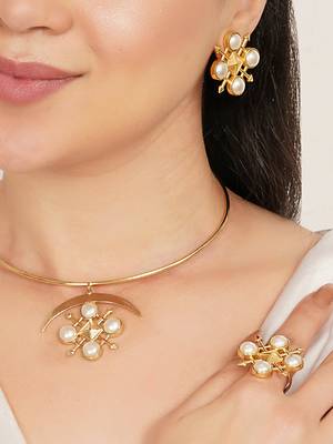 gold brass necklace set with pearl crescent design 4