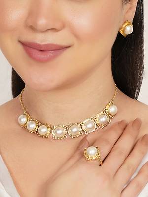 golden brass necklace set with halo pearl work 2