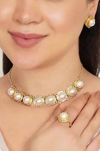 golden brass necklace set with halo pearl work