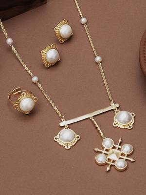 gold brass necklace set with pearl compass design 1