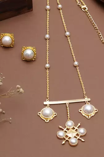 golden brass necklace set with pearl drop pendant