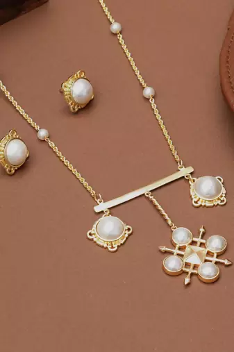 golden brass necklace set with pearl drop pendant