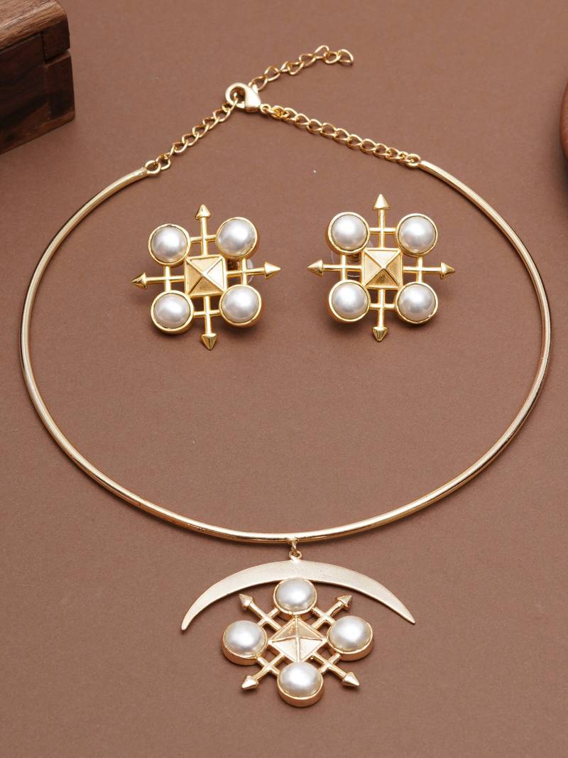 golden brass necklace set with pearl crescent work