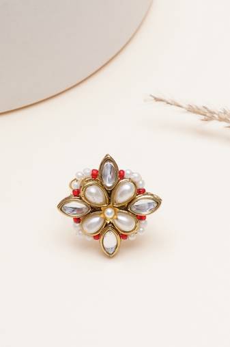 gold alloy ring with kundan pearl floral work