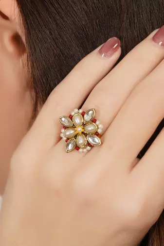 gold alloy ring with kundan pearl floral work