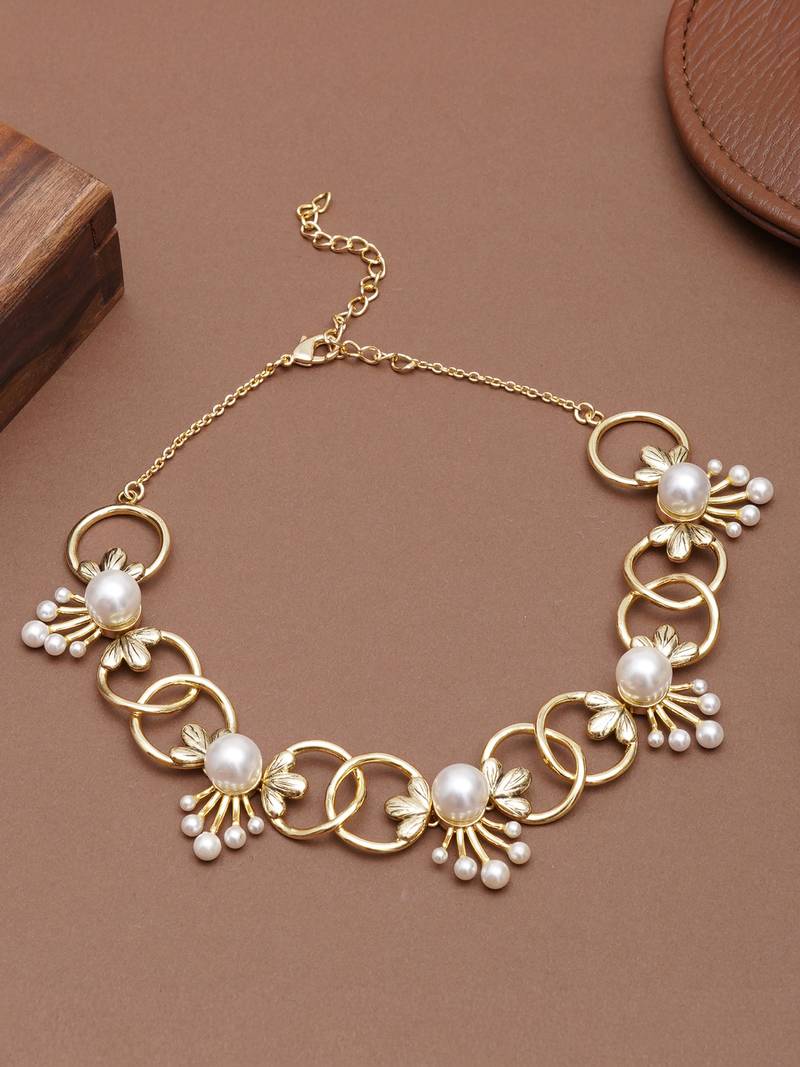 gold alloy necklace with pearl floral link design