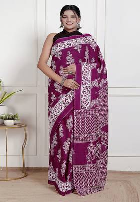 Women red pure cotton printed bandhej ehtnic saree aay-58 1
