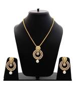 Beautiful Polki Pearl Design Pendant Set