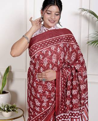 Women red pure cotton printed bandhej ehtnic saree aay-86 3