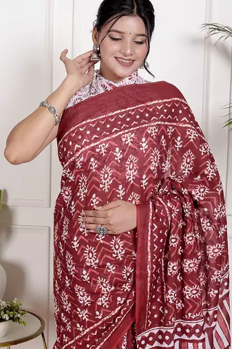 Women red pure cotton printed bandhej ehtnic saree aay-86