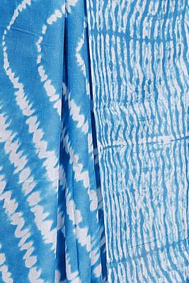 Women sky blue pure cotton printed bandhej ehtnic saree aay-119 4